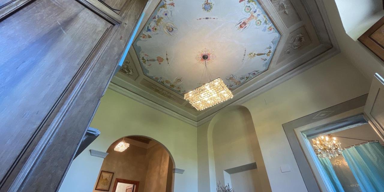ポッピPalazzo Gatteschiアパートメント エクステリア 写真